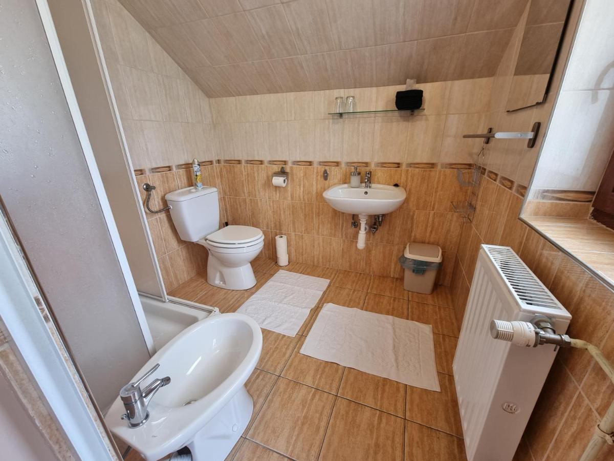 Abigel 2 Vendeghaz Hotel Miskolc Luaran gambar