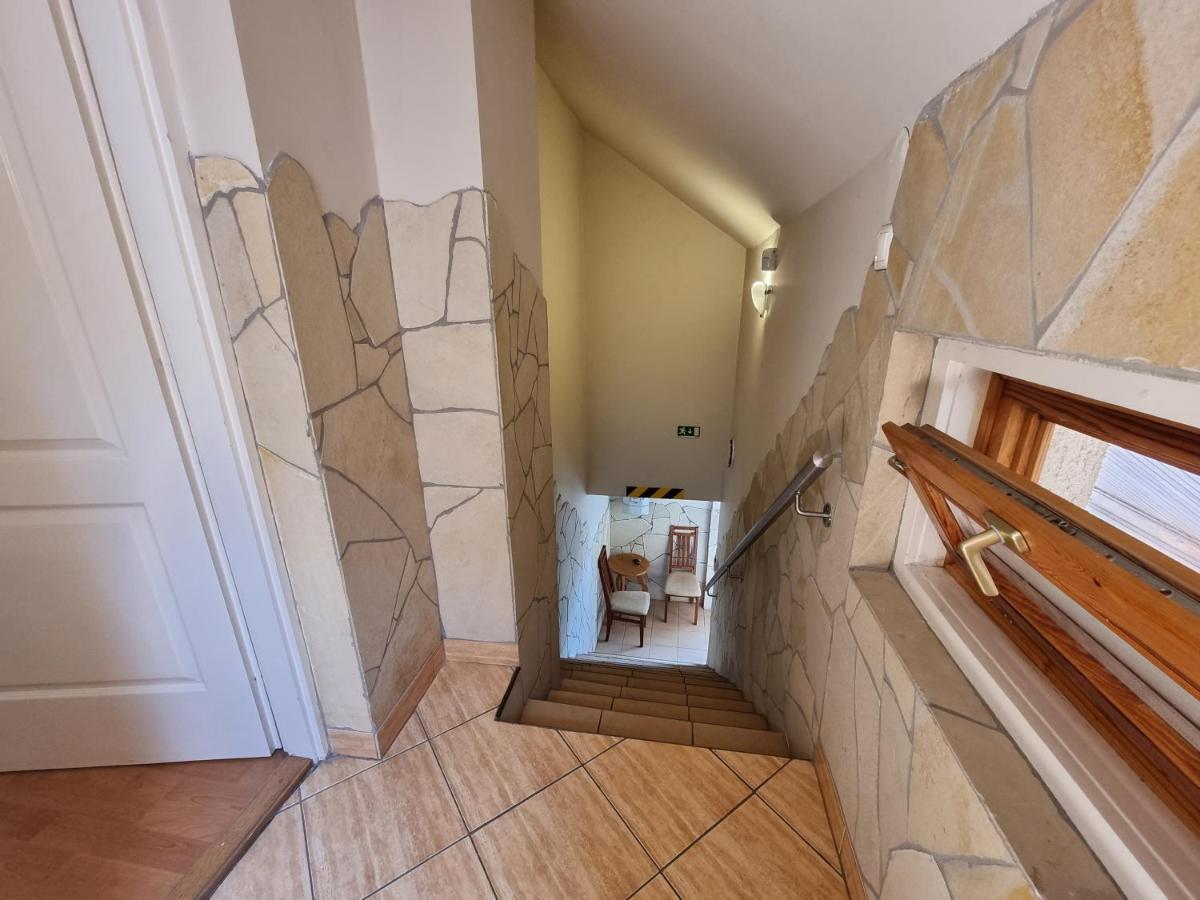 Abigel 2 Vendeghaz Hotel Miskolc Luaran gambar