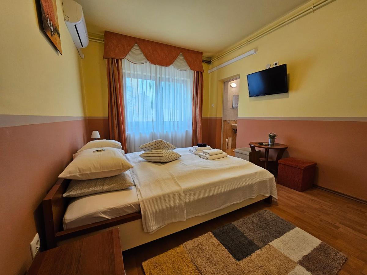 Abigel 2 Vendeghaz Hotel Miskolc Luaran gambar