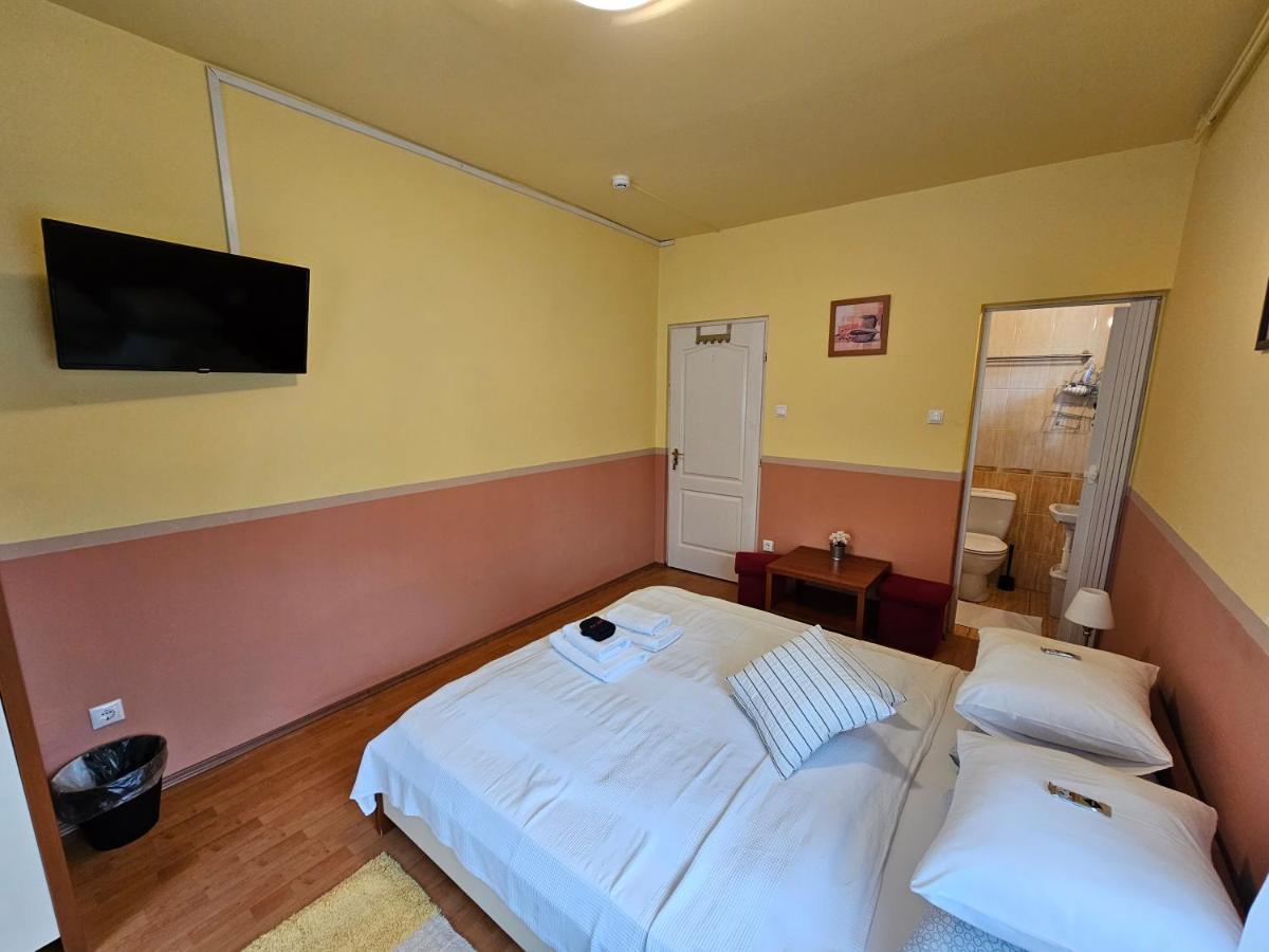 Abigel 2 Vendeghaz Hotel Miskolc Luaran gambar