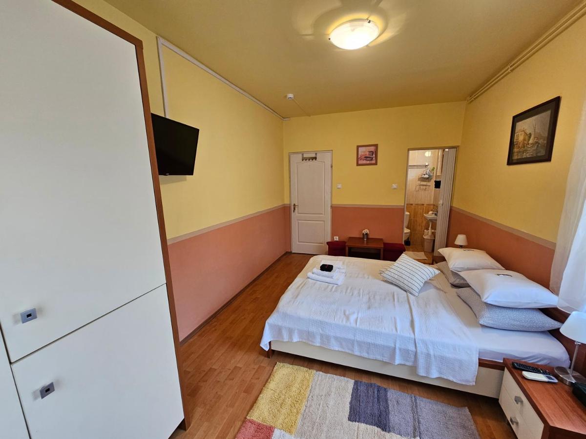 Abigel 2 Vendeghaz Hotel Miskolc Luaran gambar